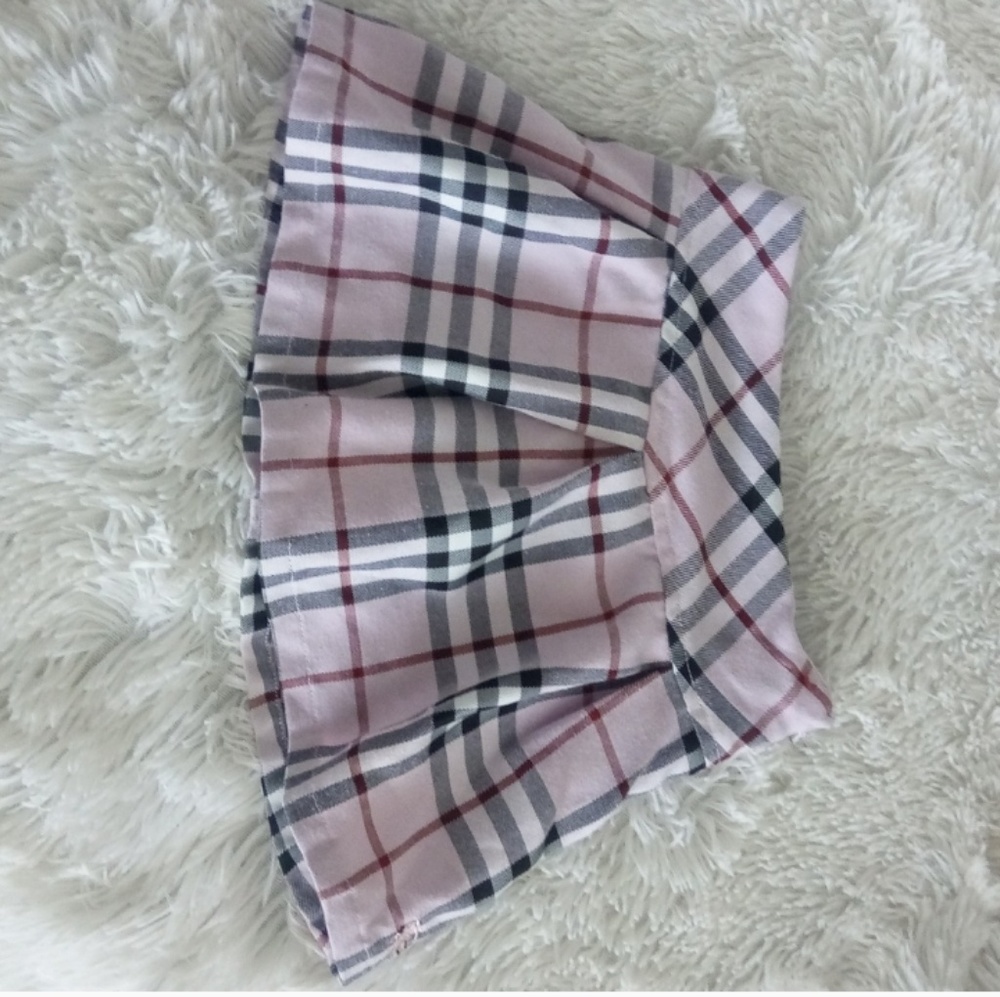 Girls Burberry skirt size small